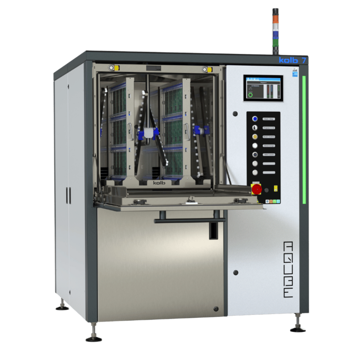 Front view of the high-end ultra-fine cleaning system AQUBE XV7 SuperTask by kolb for assemblies with complex architectures